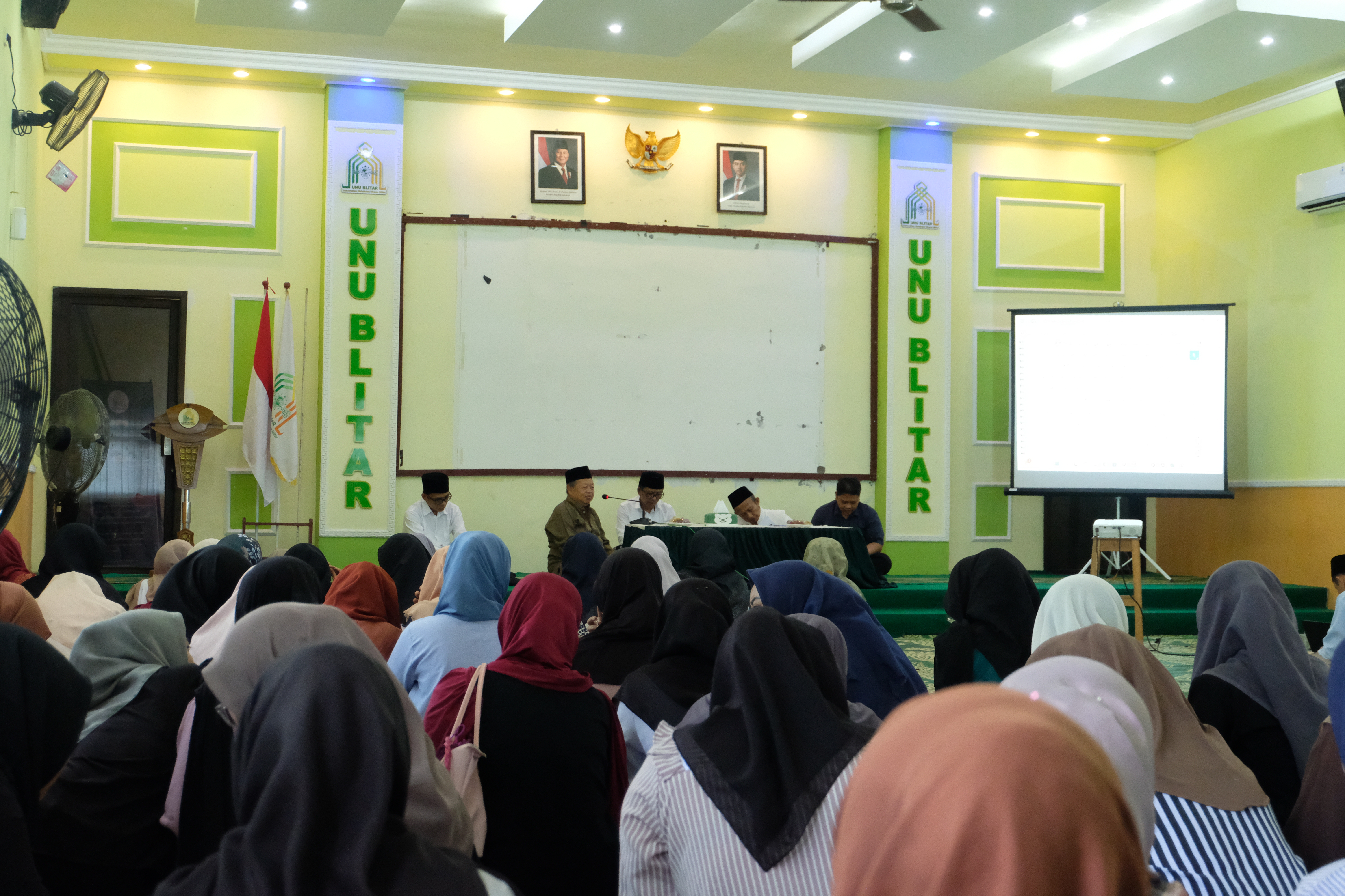 Istighotsah dan Doa Bersama UNU Blitar: Mengawali Tahun Akademik 2025/2026 dengan Penuh Berkah