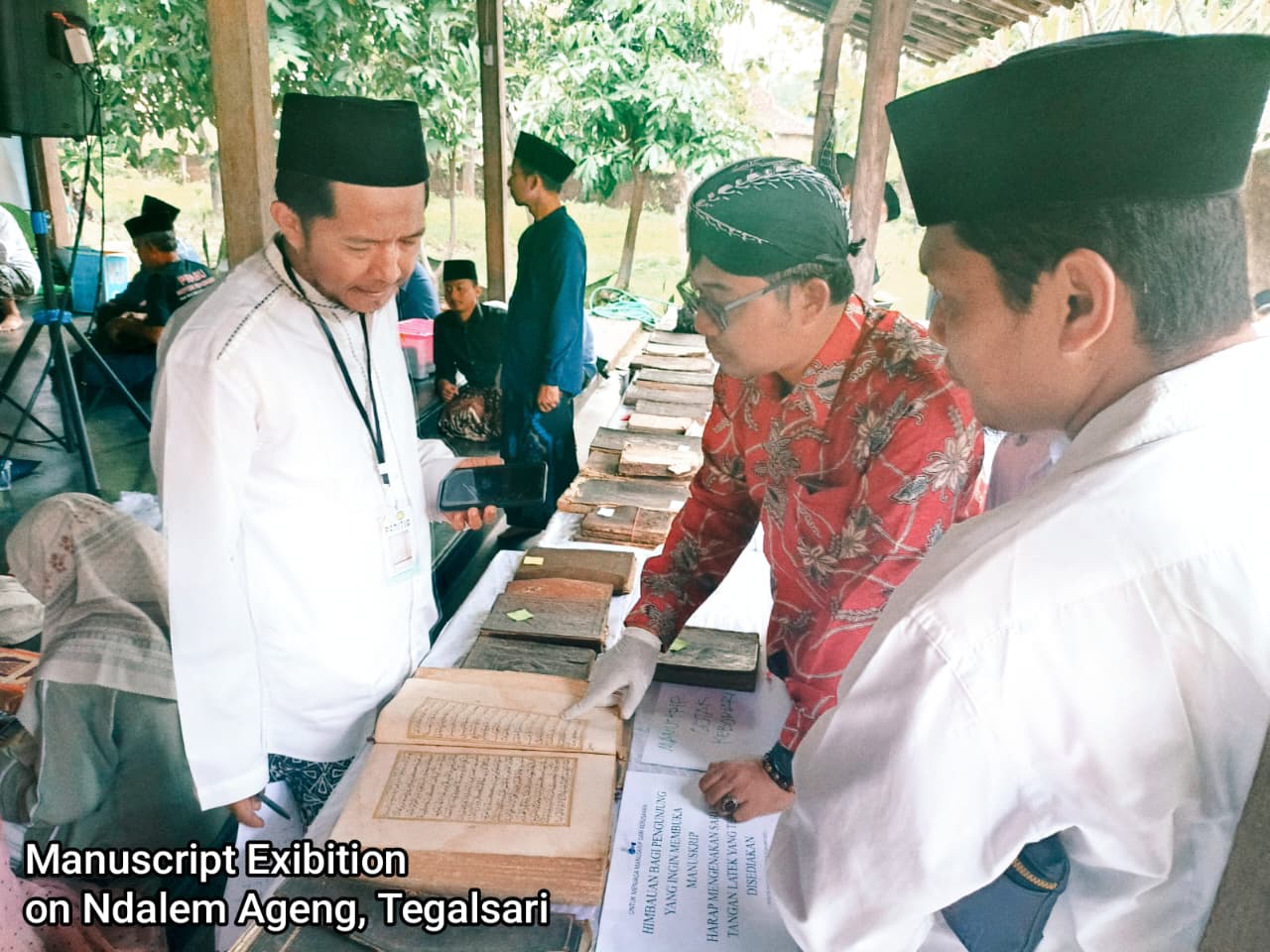 PUSMAN FAI UNU Blitar Ikuti Pameran Manuskrip Tegalsari, Hidupkan Kembali Tradisi Literasi Keagamaan Nusantara