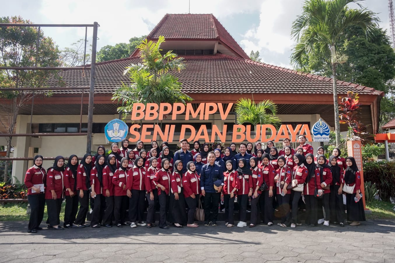 Kunjungan Kuliah Kerja Profesi (KKP) Mahasiswa PGSD UNU Blitar di BBPPMPV Seni dan Budaya Yogyakarta