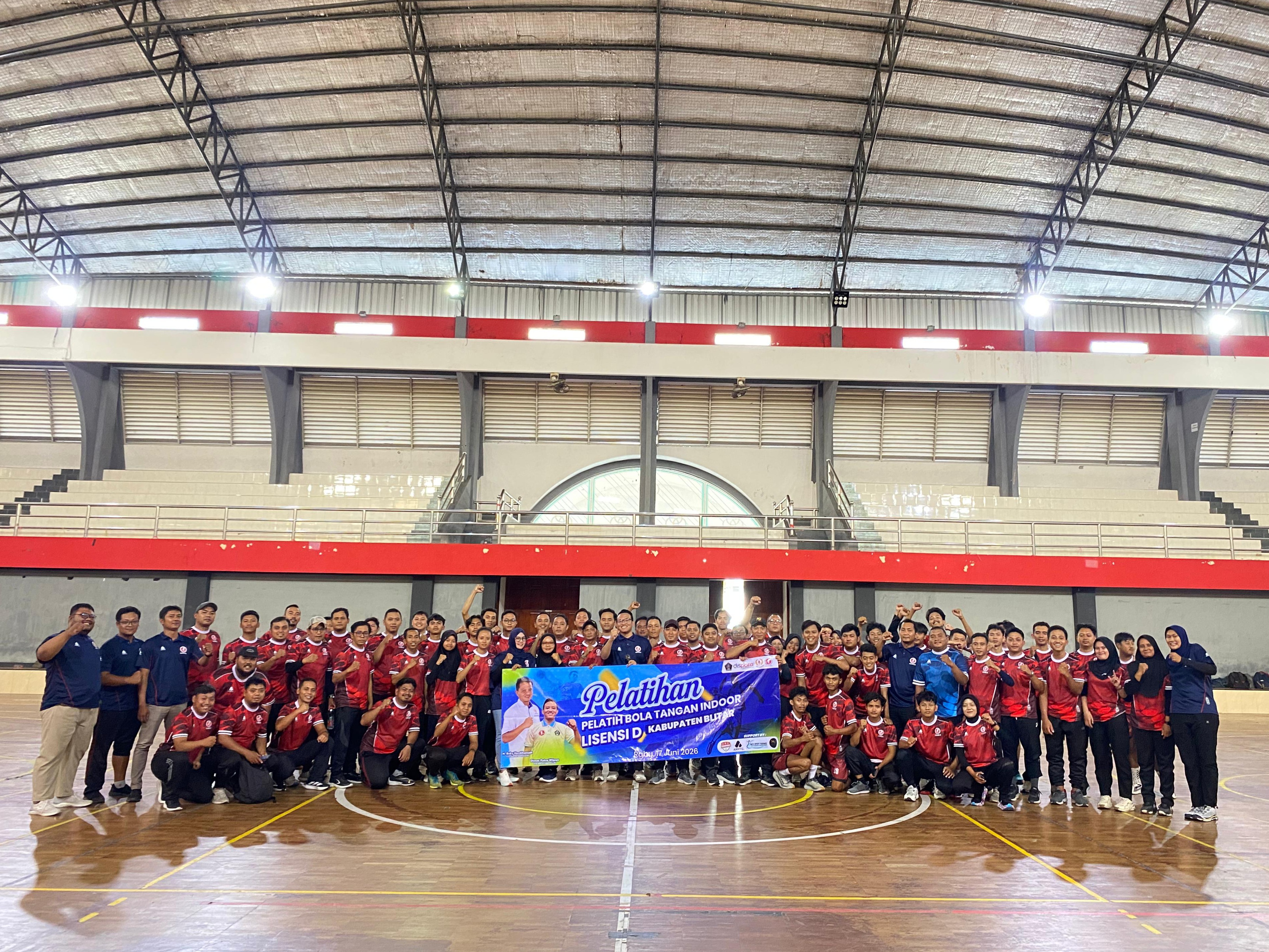 Menuju Pelatih Profesional, 22 Mahasiswa POR UNU Blitar Ikuti Sertifikasi Lisensi D Bola Tangan